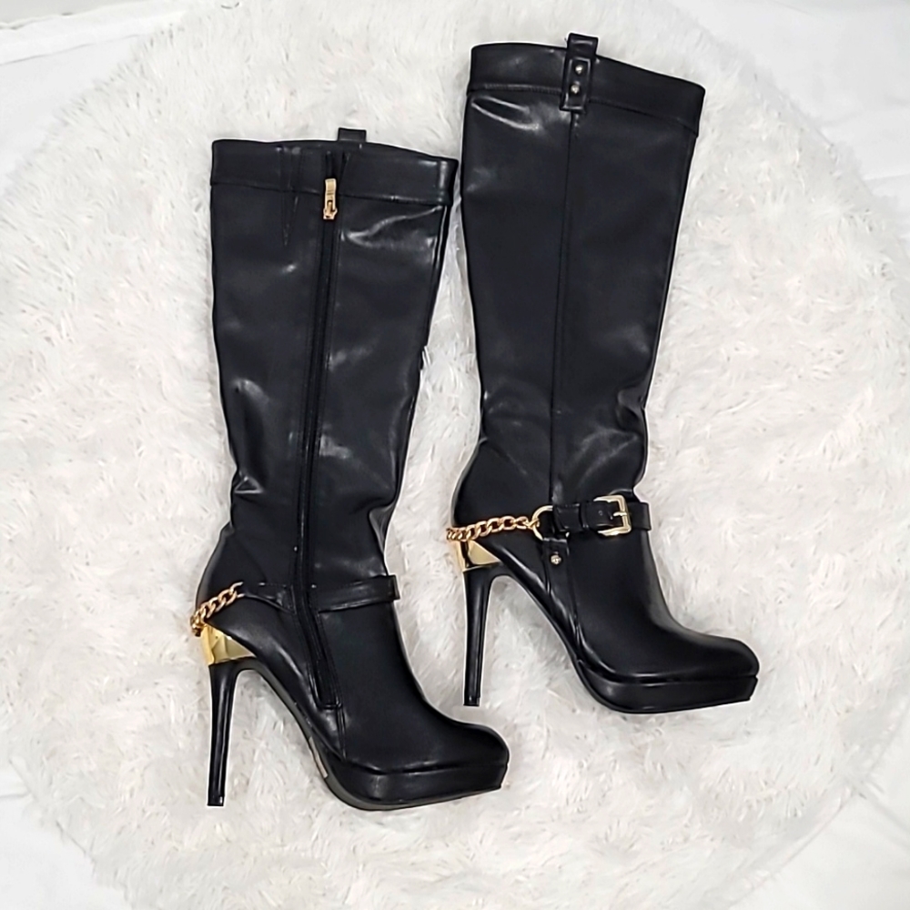Black boots